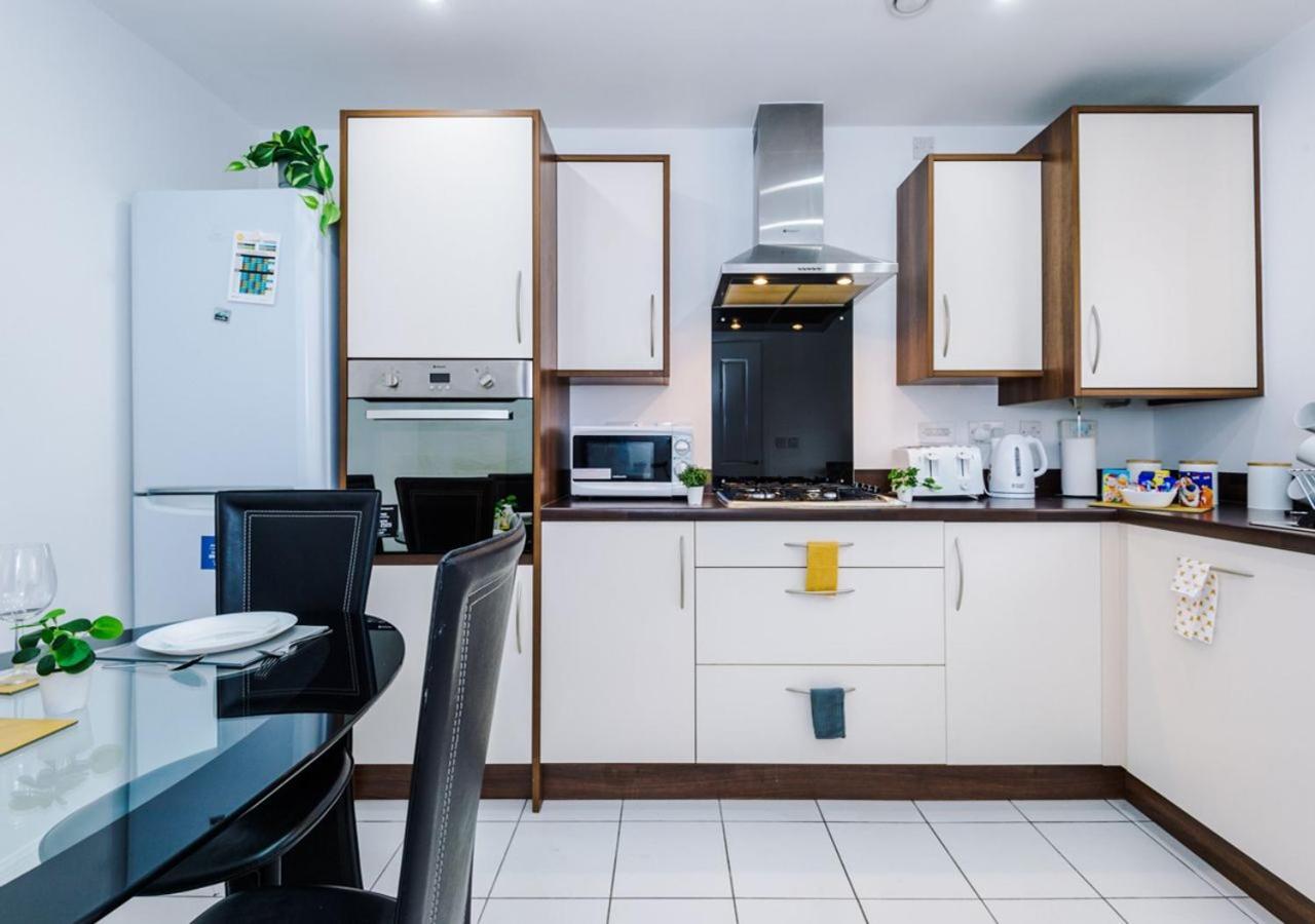 Luxury 3 Bedroom House Close To Manchester Center Exteriör bild
