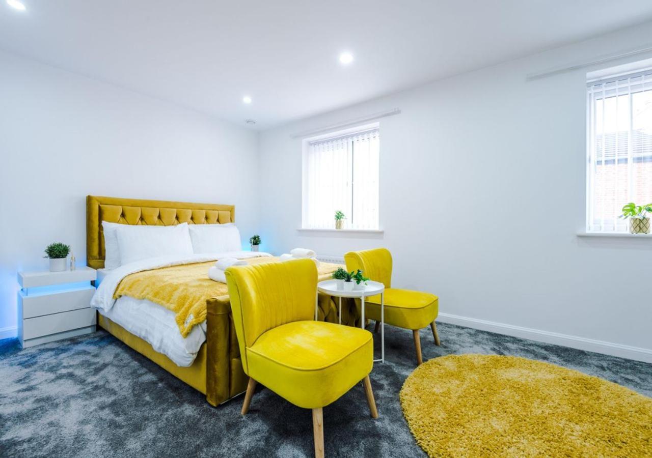 Luxury 3 Bedroom House Close To Manchester Center Exteriör bild