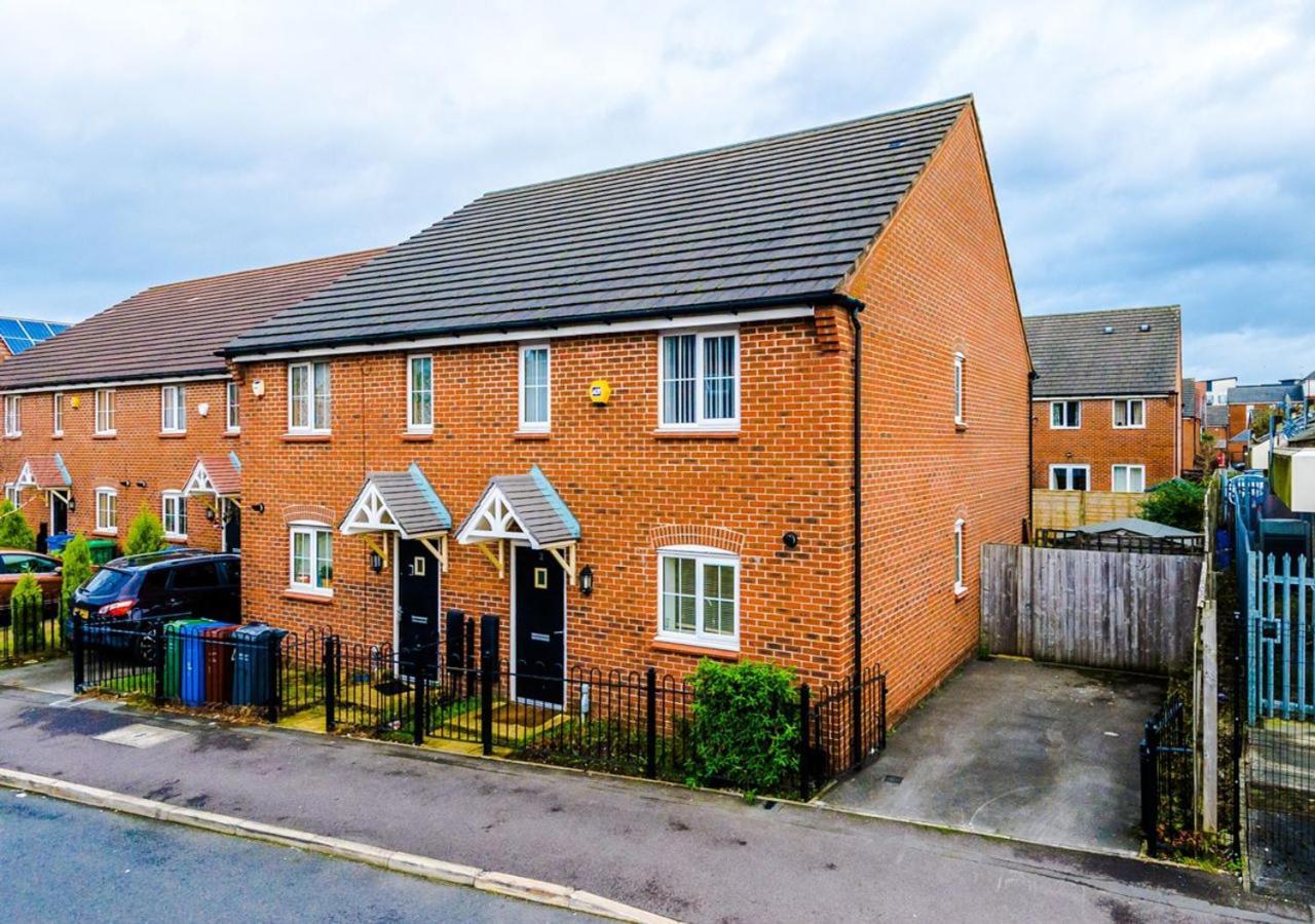 Luxury 3 Bedroom House Close To Manchester Center Exteriör bild