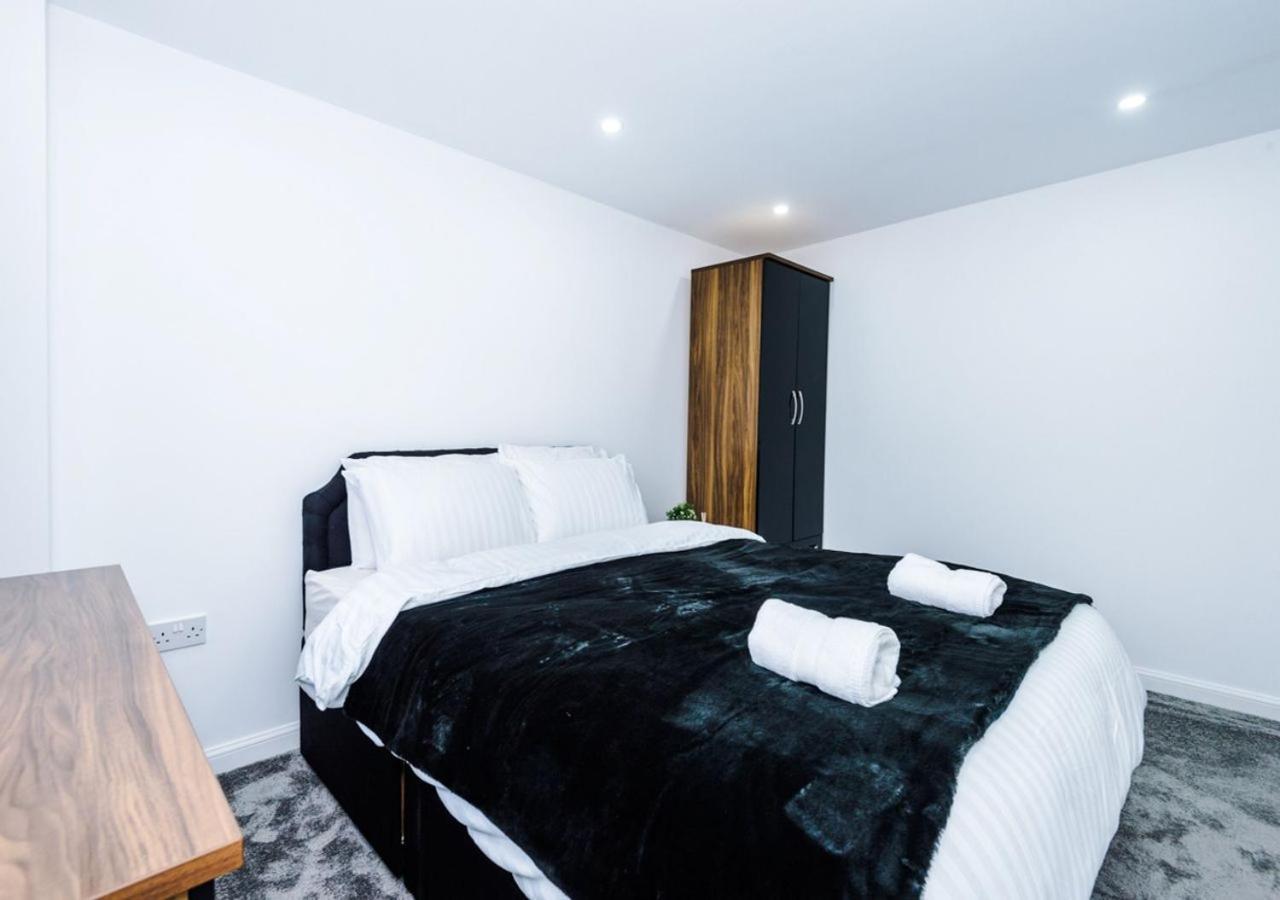 Luxury 3 Bedroom House Close To Manchester Center Exteriör bild